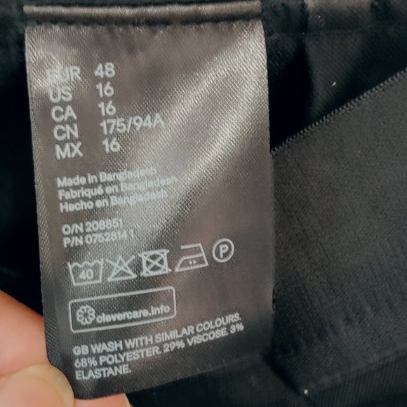 H&M Black Stretch Pull-on Pants with Pockets - Picture 7 of 8